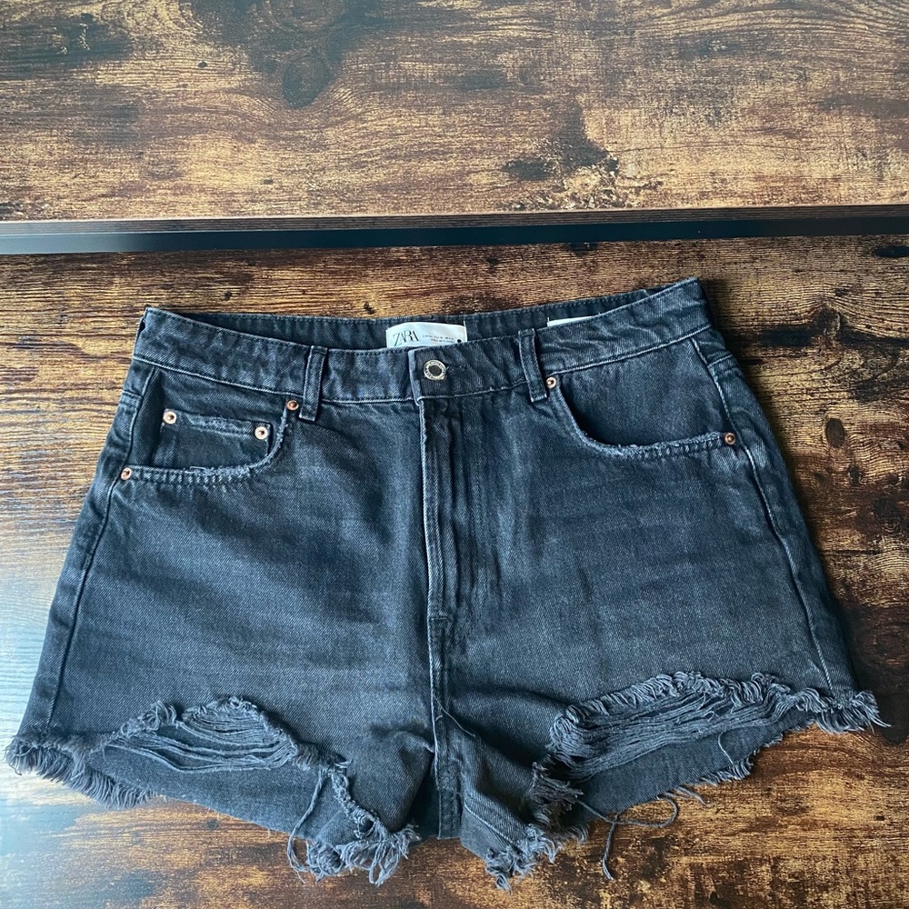 ZARA High Waisted Black Denim Ripped Shorts Size 10